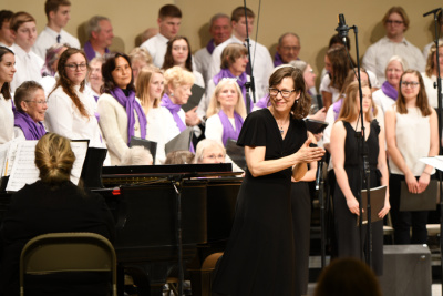 stir_suzy_johnson_resounding_voices_choir