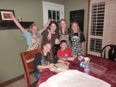 homme and rebbes kids baking